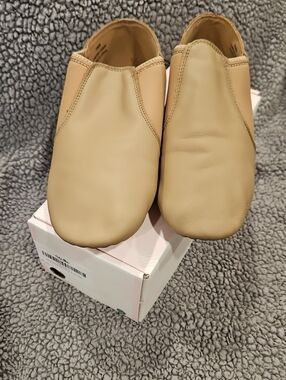 Stelle Tan Jazz Shoes